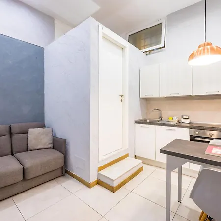 Baubo Sulla Via Dei Presepi By Napoliapartments