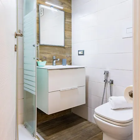 Baubo Sulla Via Dei Presepi By Napoliapartments Appartamento Napoli